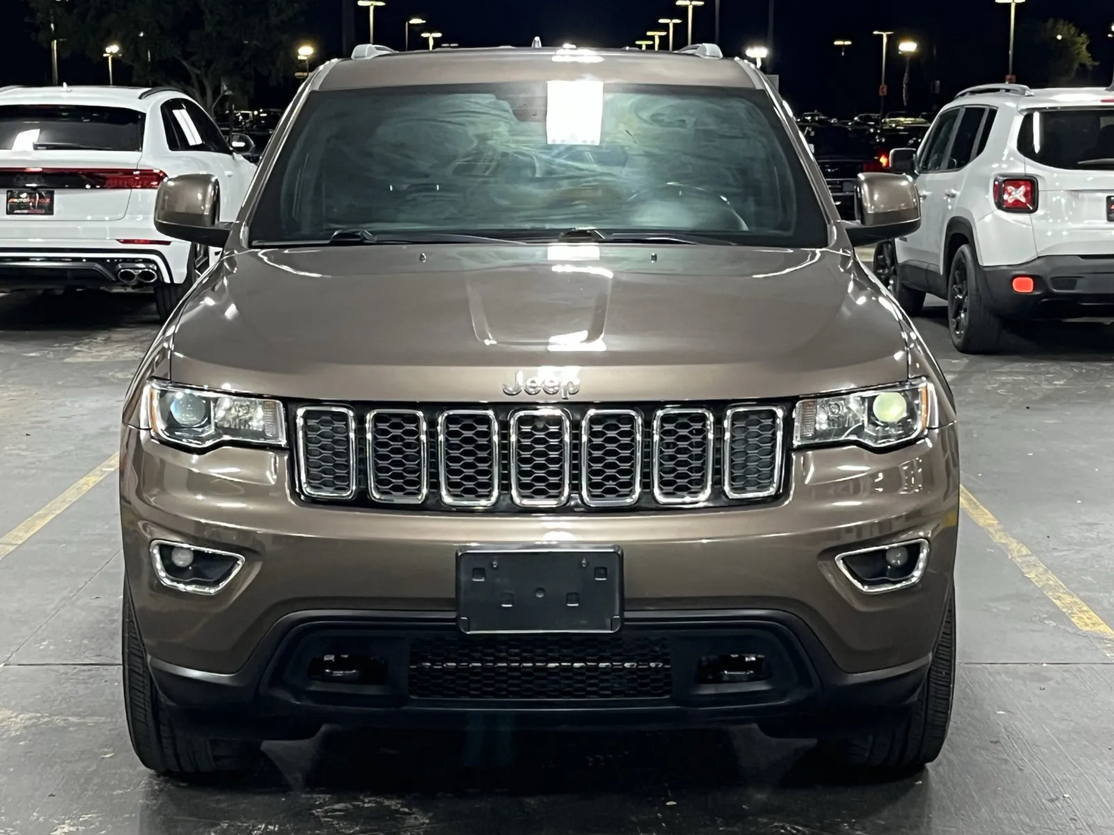 Jeep Grand Cherokee photo 4