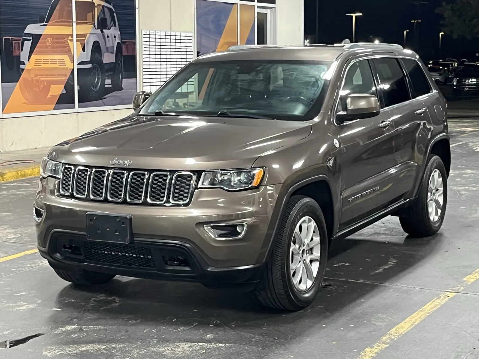 Jeep Grand Cherokee photo 3