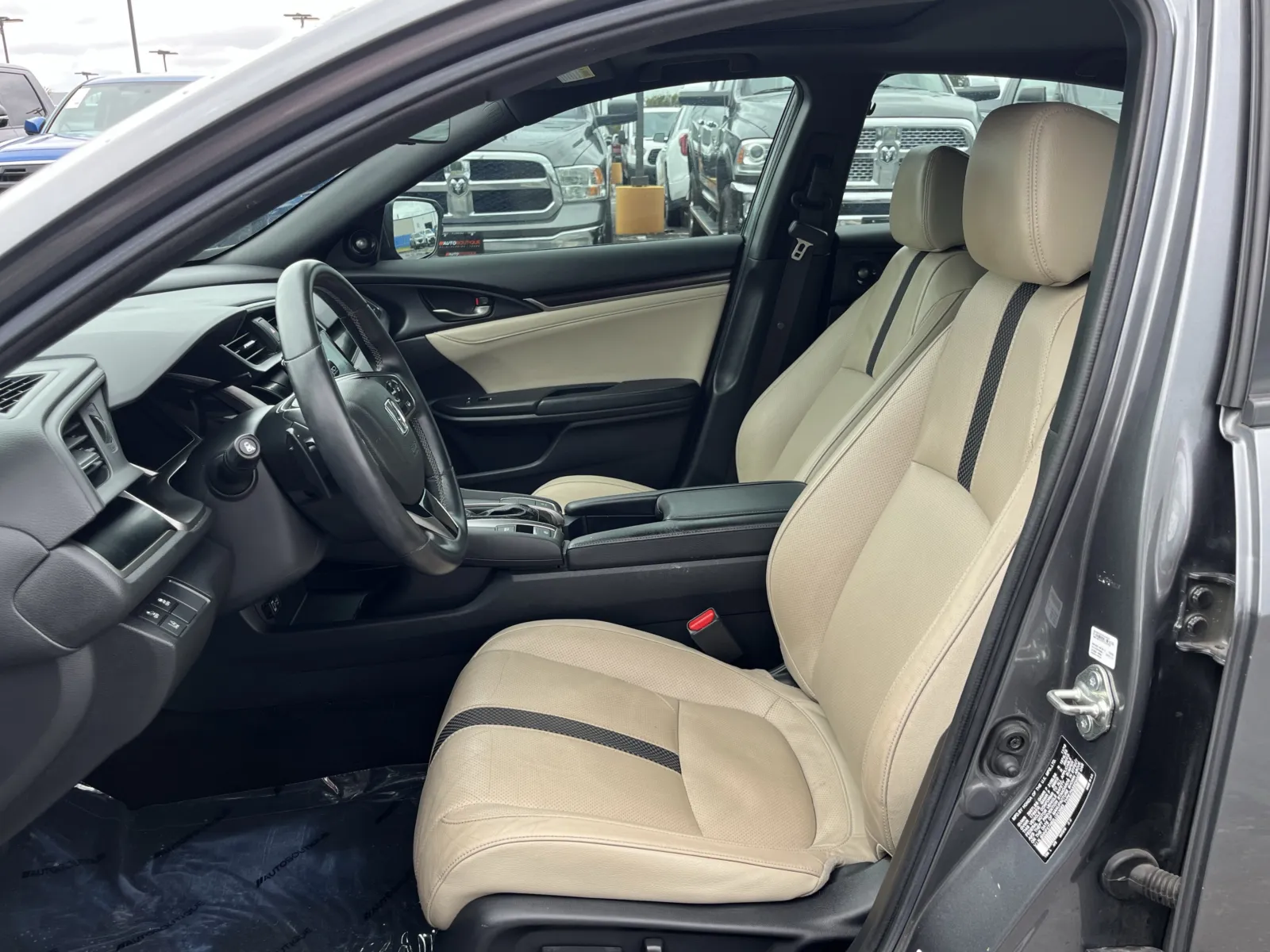 Honda Civic photo 25