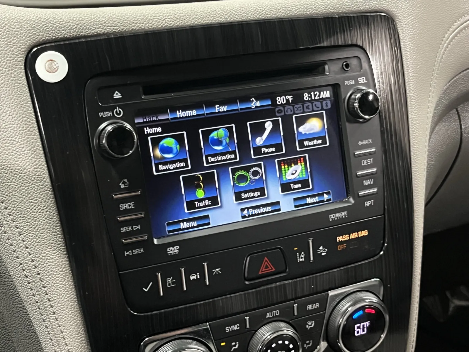 Chevrolet Traverse photo 6