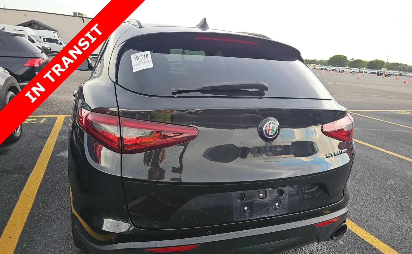 Alfa Romeo Stelvio photo 4