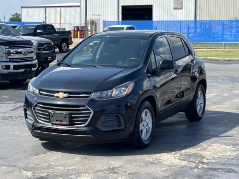 Photos of 2020 Chevrolet Trax LS for sale in Alvin, TX at Auto Boutique Texas