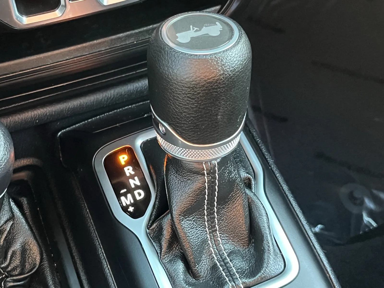 Jeep Wrangler photo 19