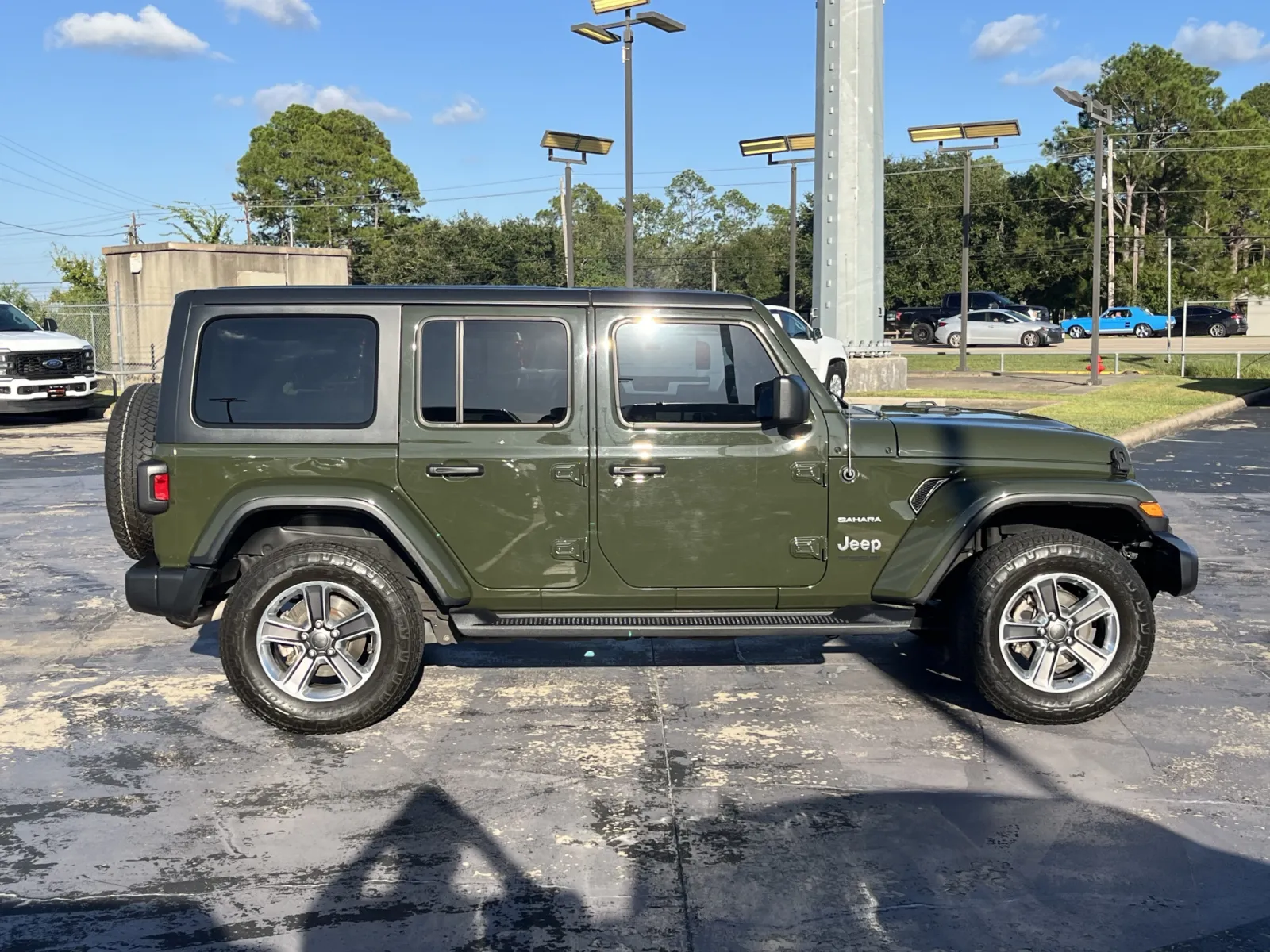 Jeep Wrangler photo 10