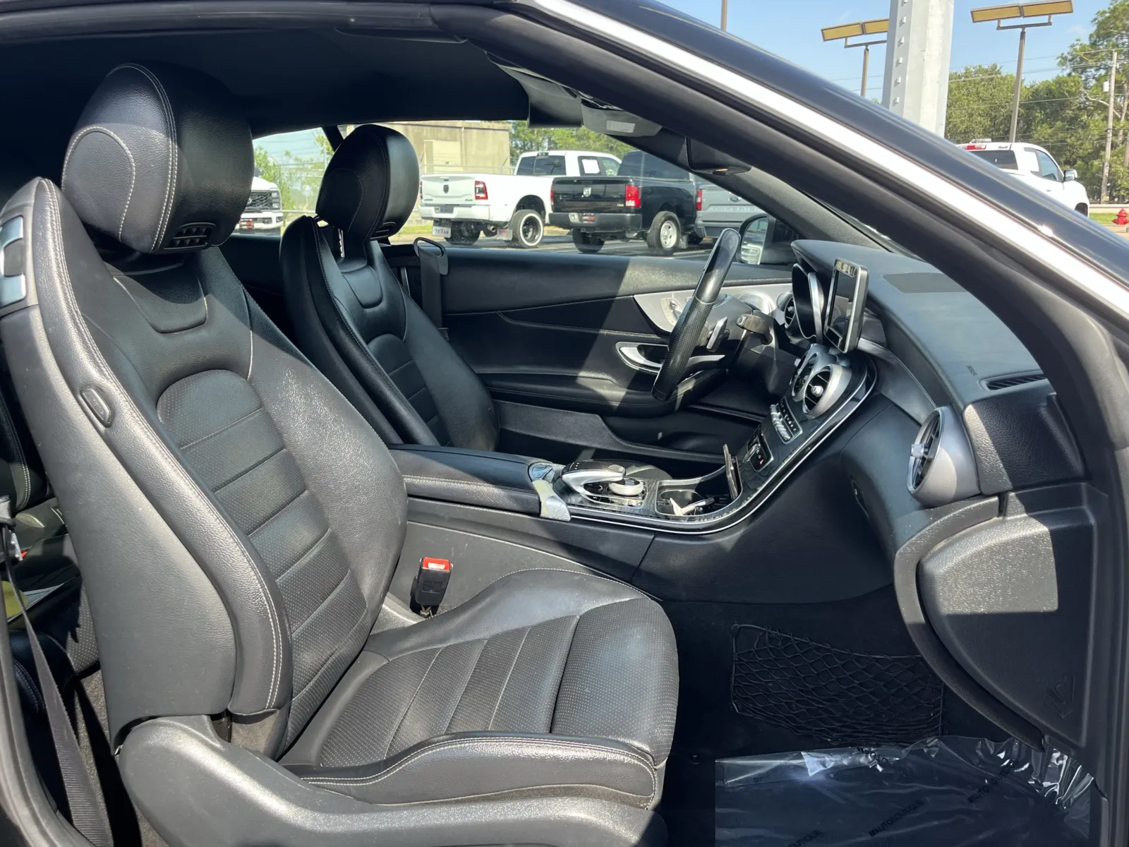 Mercedes-Benz C-Class photo 25