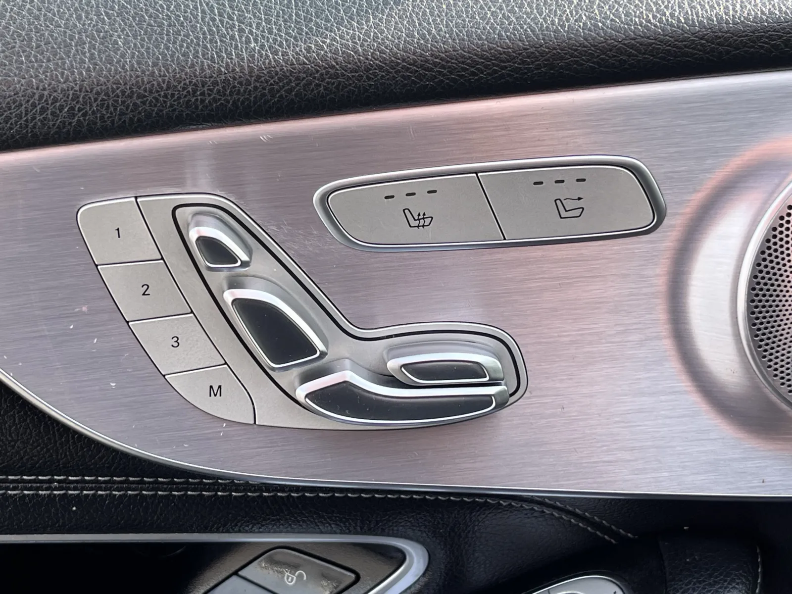 Mercedes-Benz C-Class photo 23