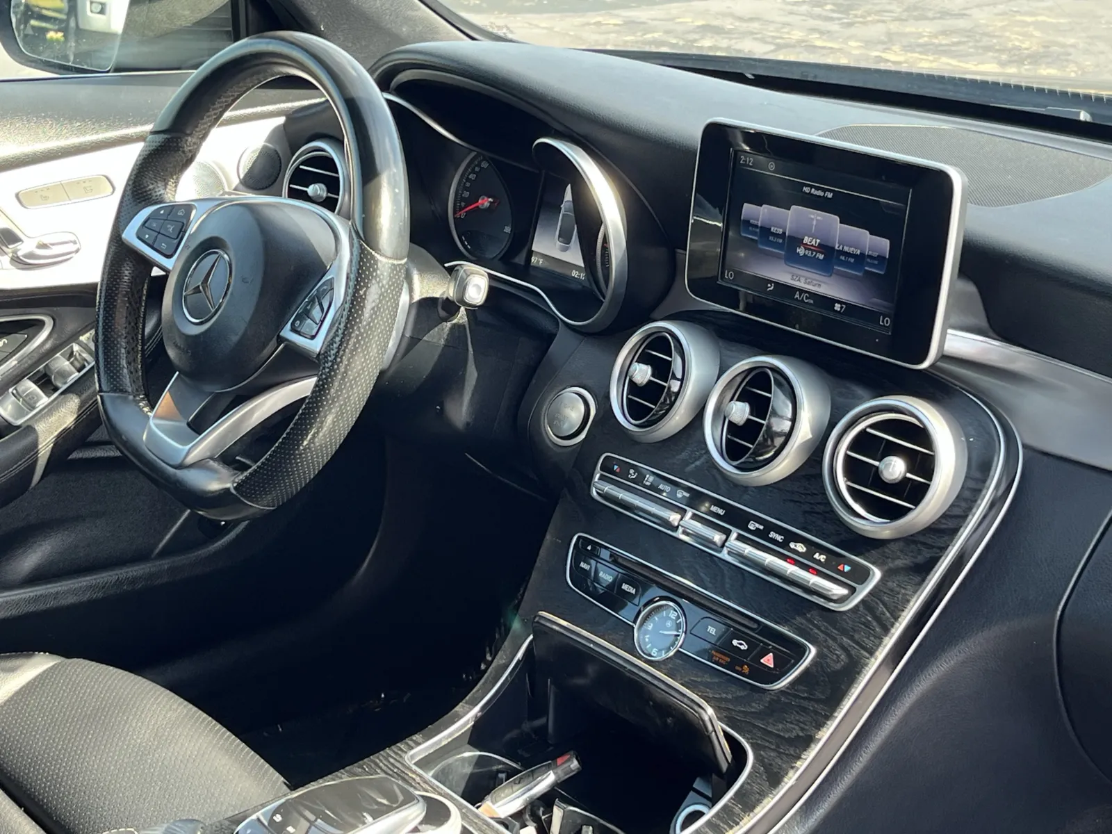 Mercedes-Benz C-Class photo 13