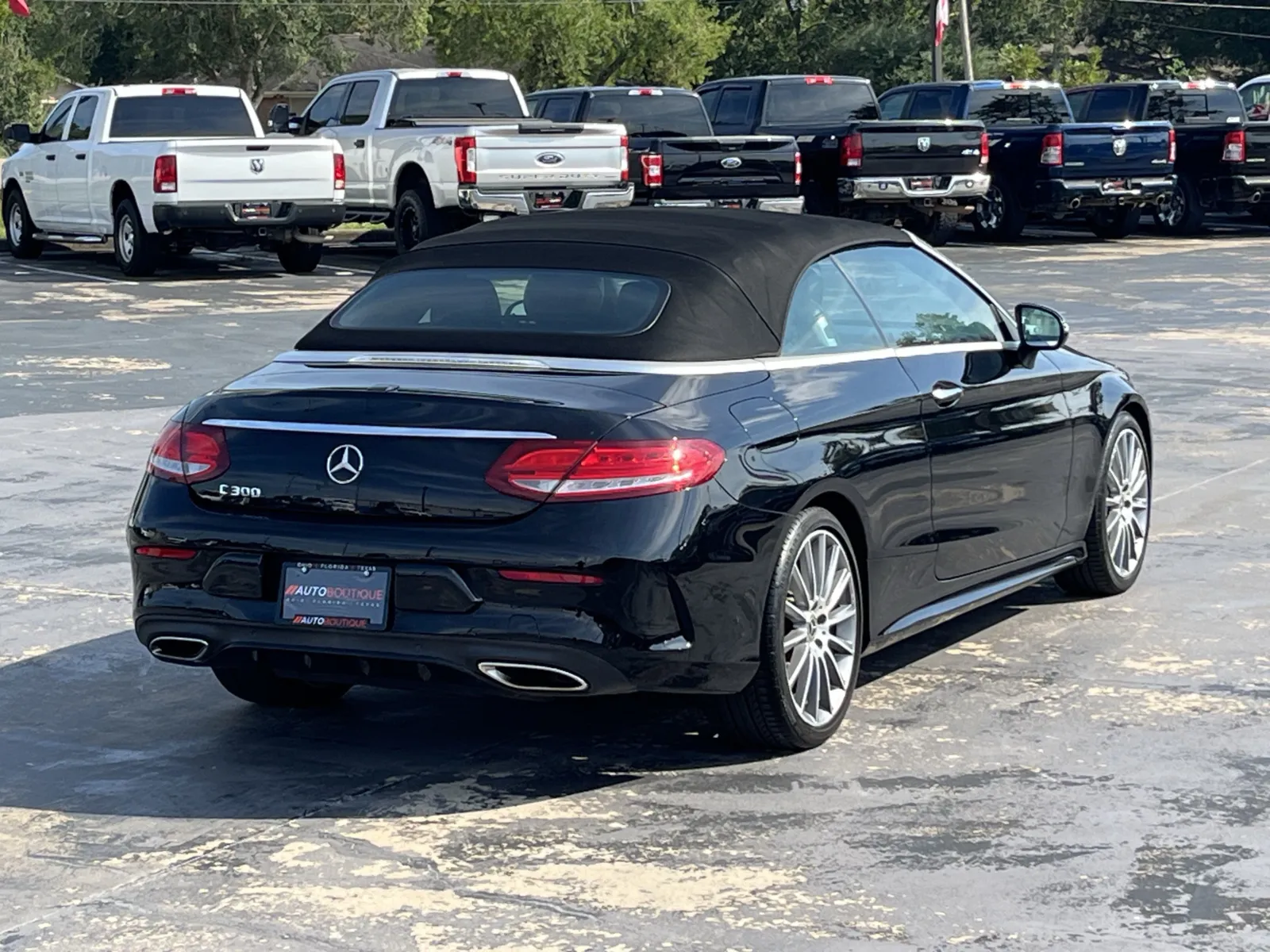 Mercedes-Benz C-Class photo 9