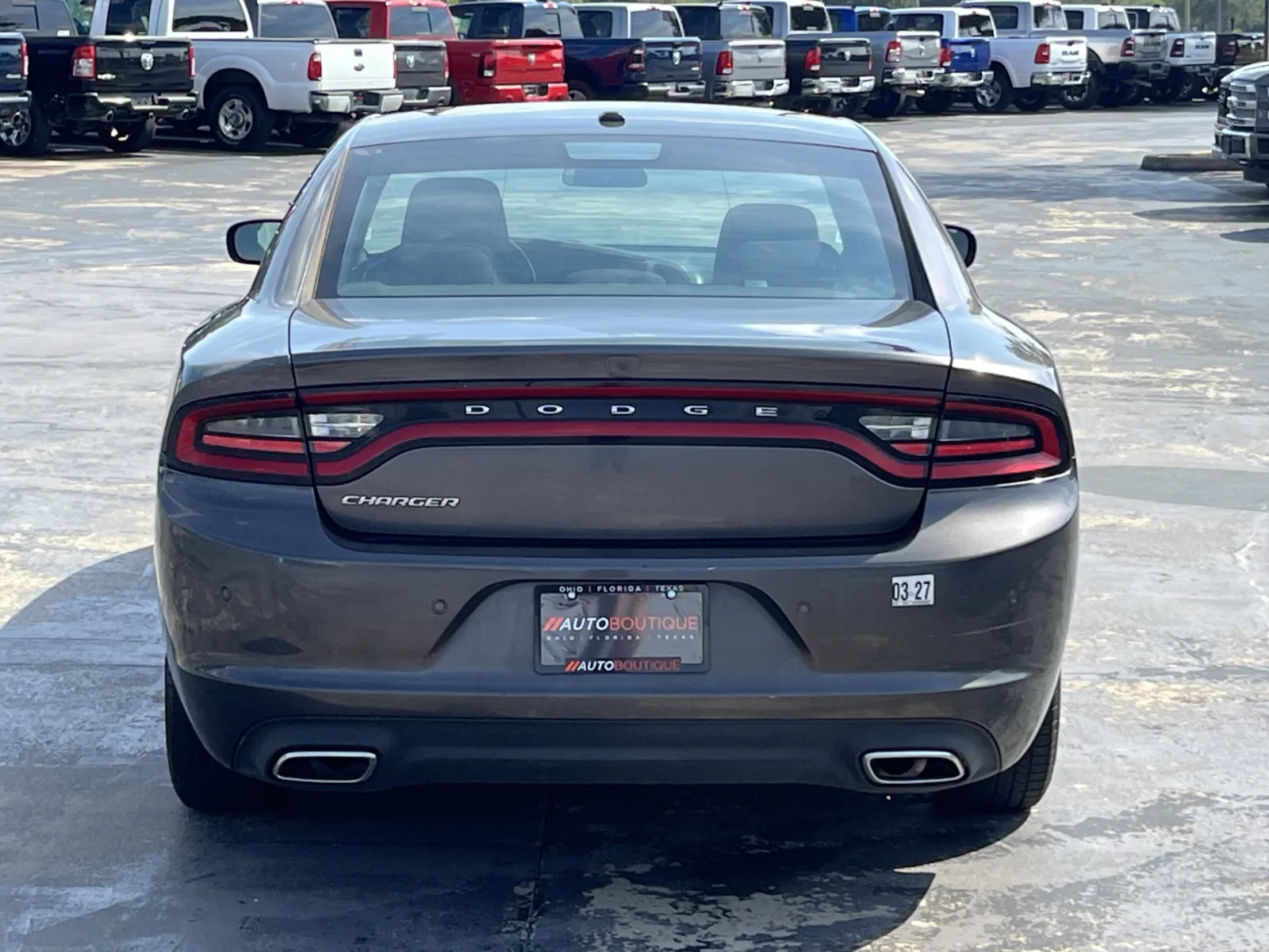 Dodge Charger photo 7