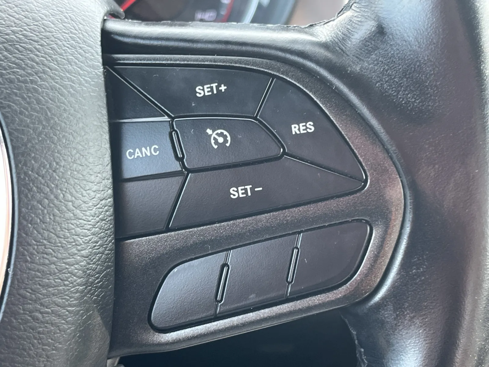 Dodge Charger photo 19