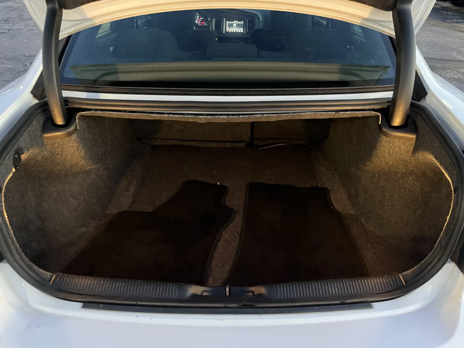Dodge Charger photo 12