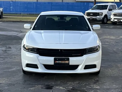 More photos of 2022 Dodge Charger SXT at Auto Boutique Texas, TX