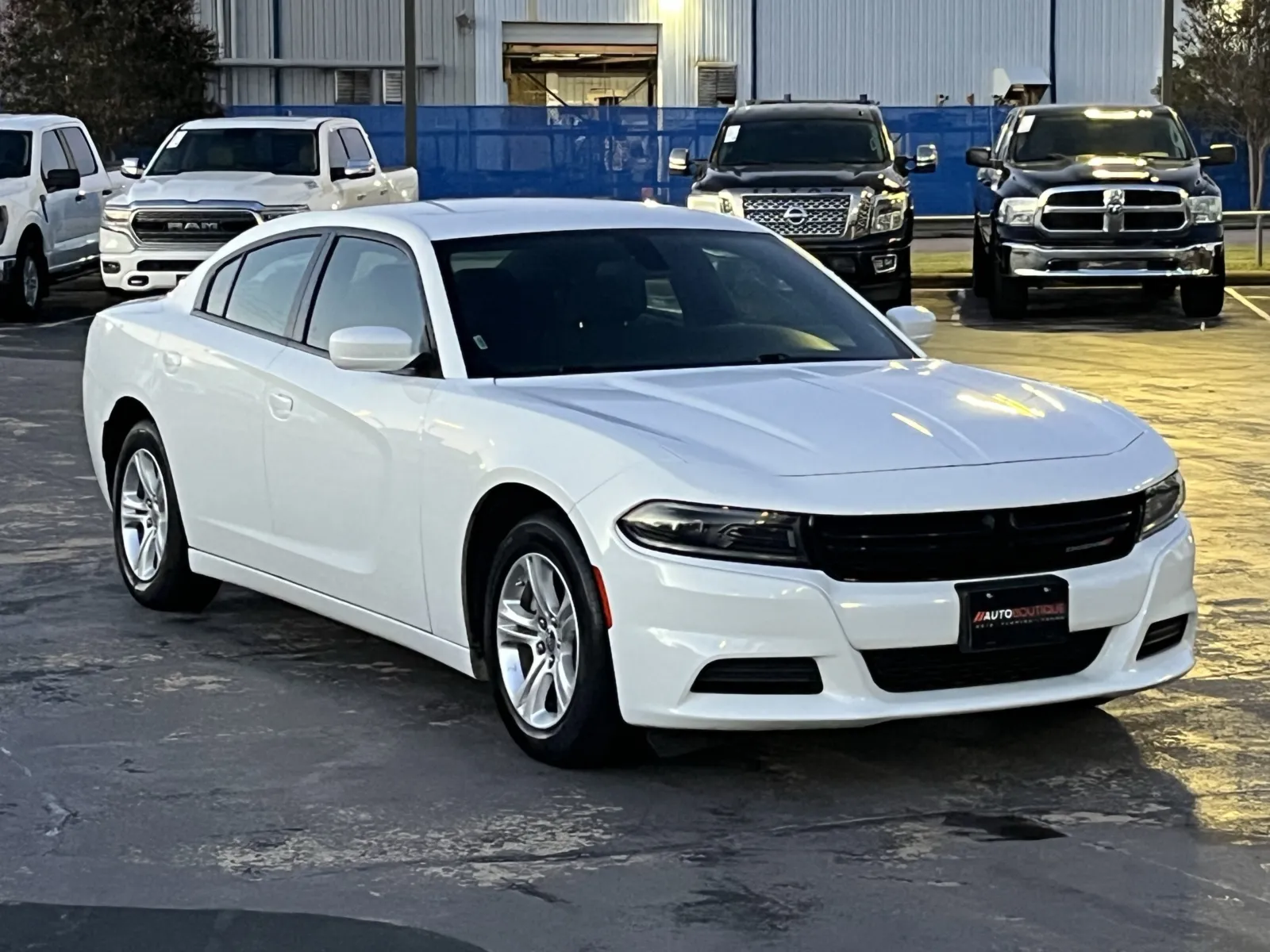 Dodge Charger photo 3