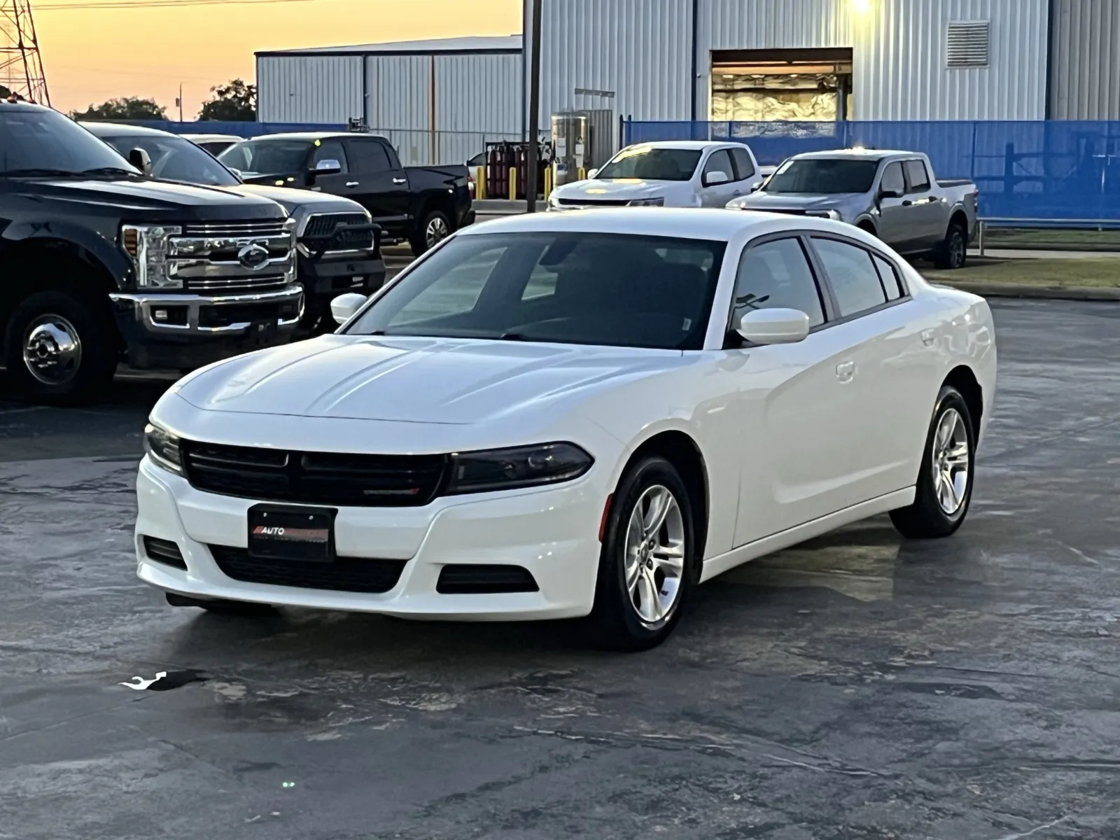 Dodge Charger photo 2
