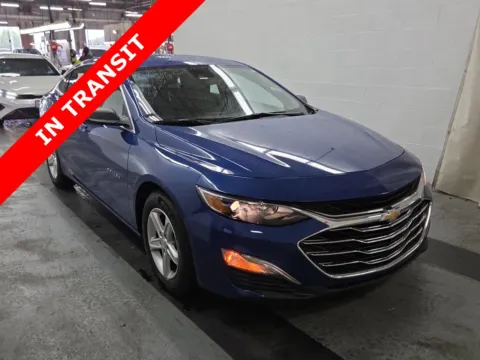 More photos of 2023 Chevrolet Malibu LS at Auto Boutique Texas, TX