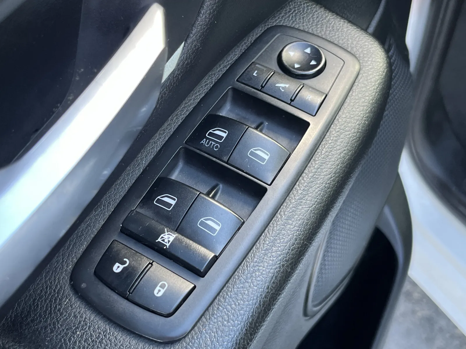 Ram 1500 photo 22
