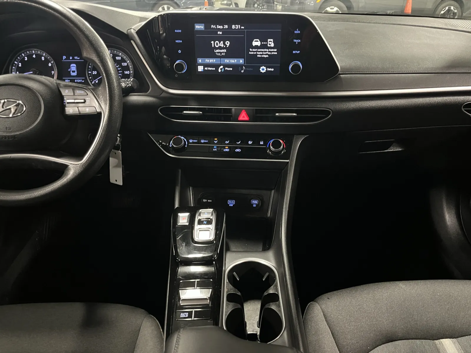Hyundai Sonata photo 21