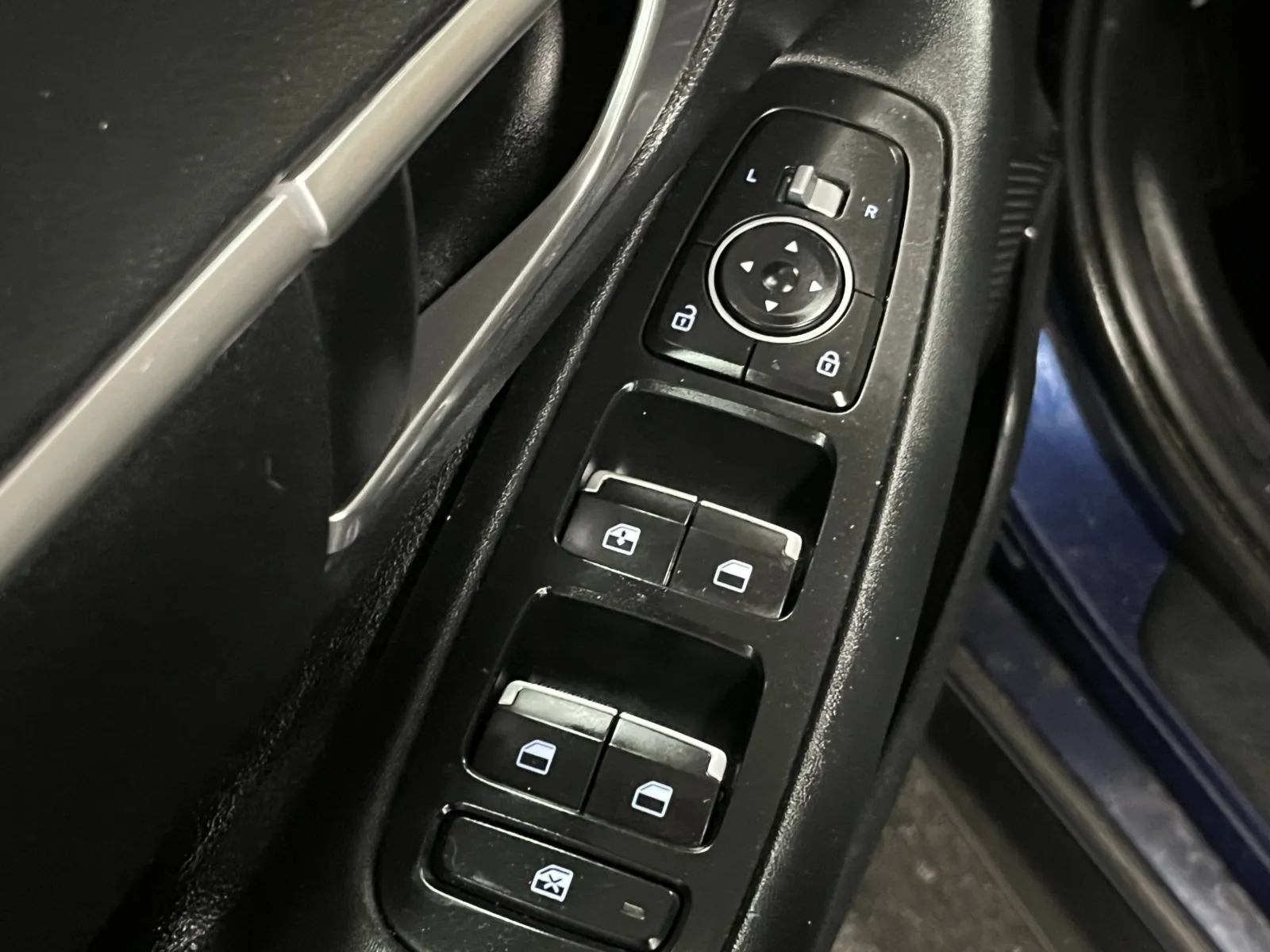 Hyundai Sonata photo 22
