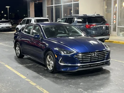 Photos of 2022 Hyundai Sonata SE for sale in Alvin, TX at Auto Boutique Texas