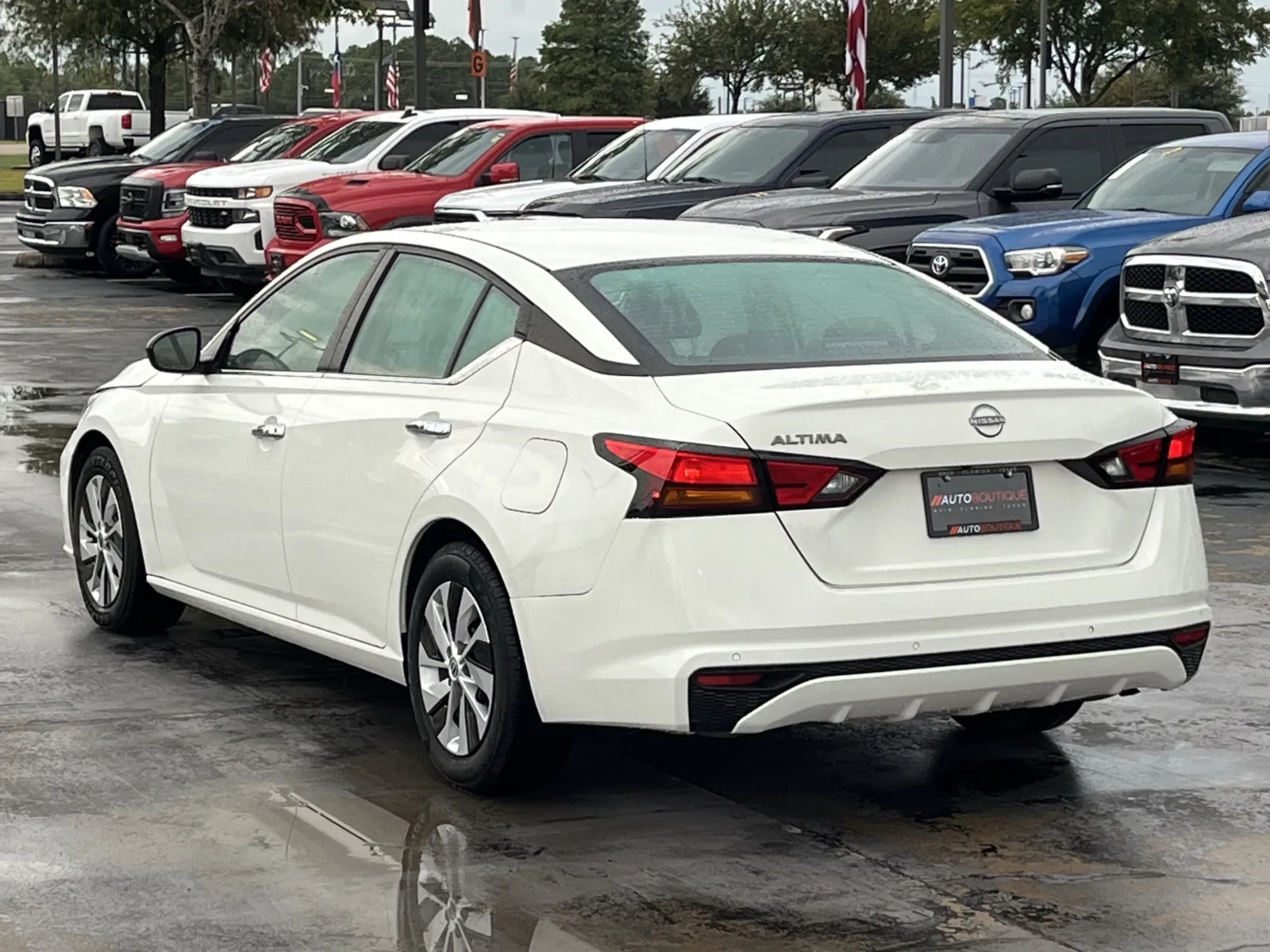 Nissan Altima photo 9