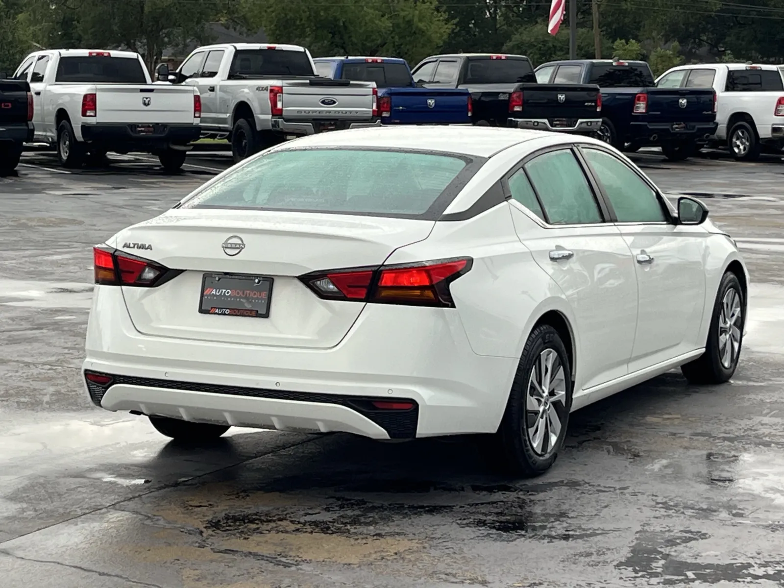 Nissan Altima photo 8