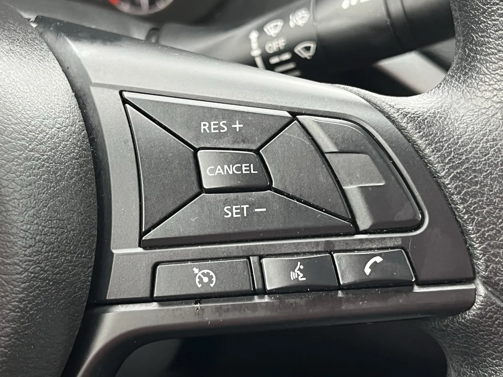 Nissan Altima photo 17