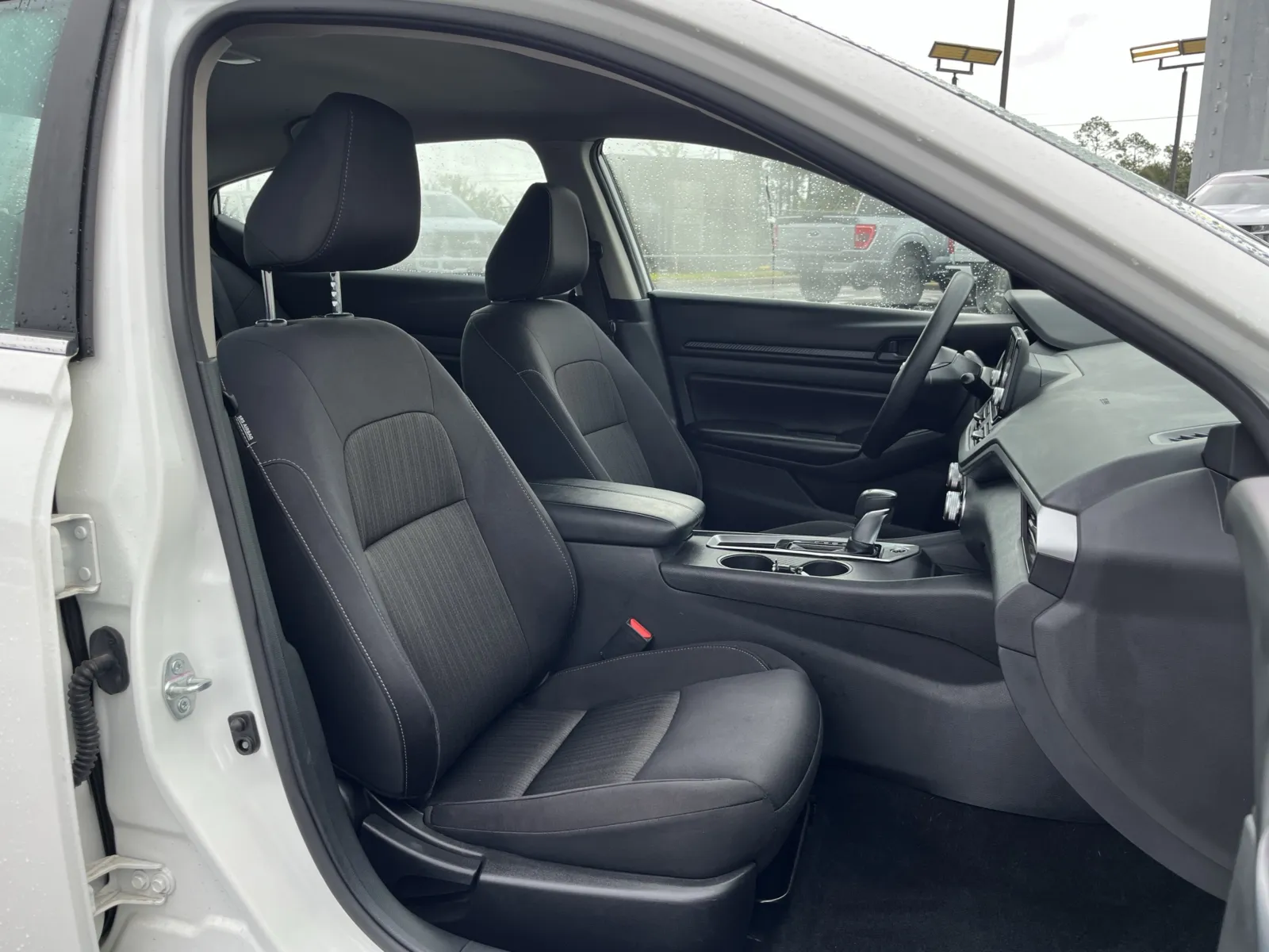 Nissan Altima photo 24