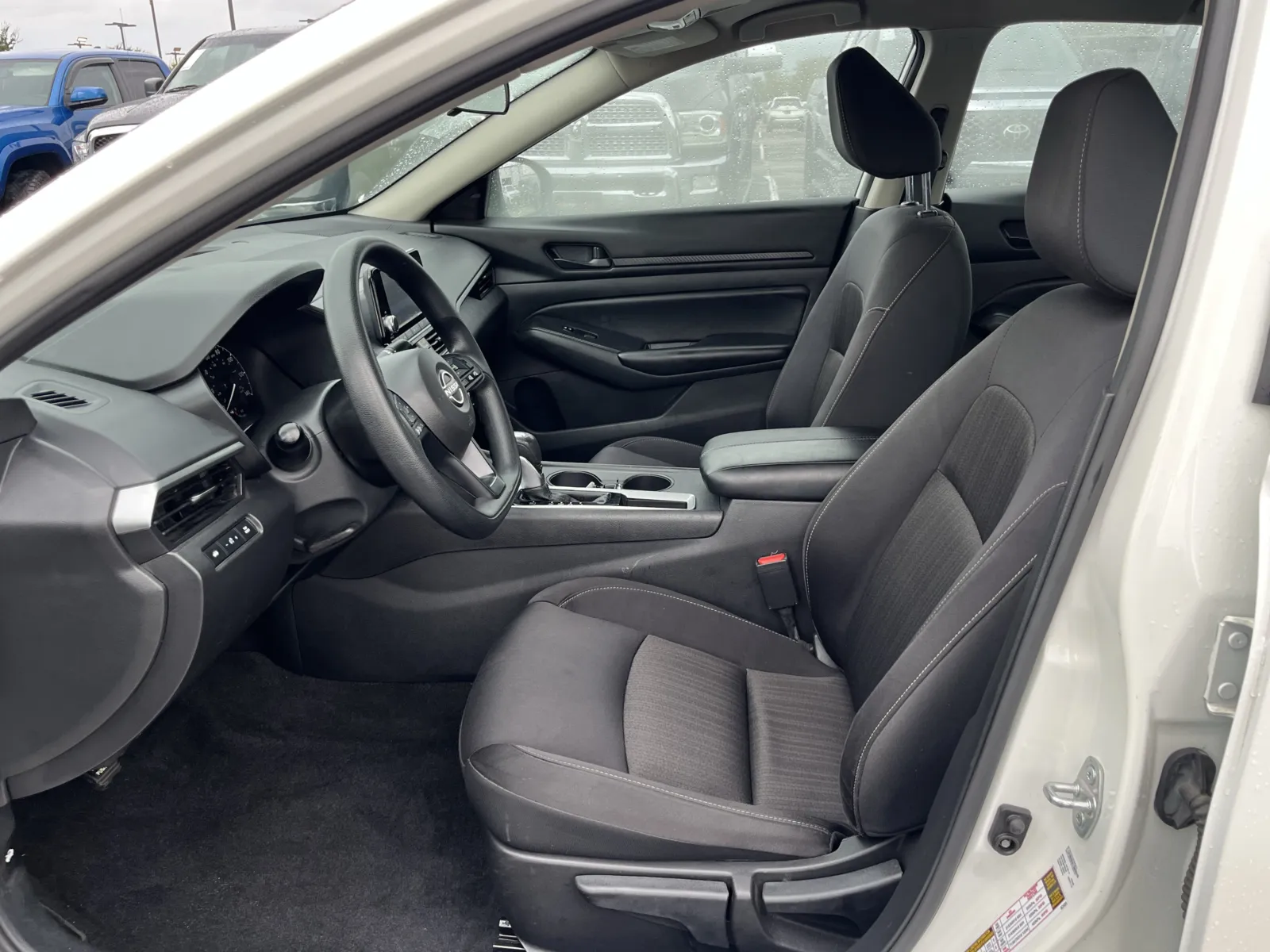 Nissan Altima photo 23