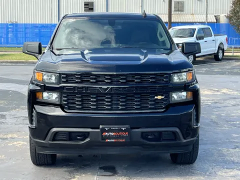 More photos of 2020 Chevrolet Silverado 1500 Custom at Auto Boutique Texas, TX