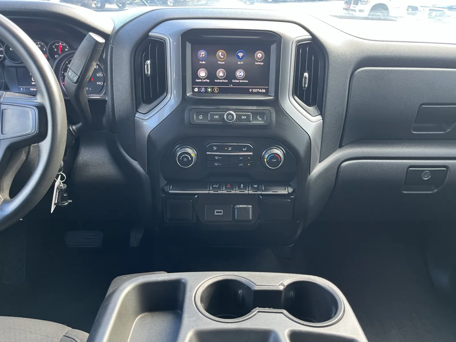 Chevrolet Silverado photo 20