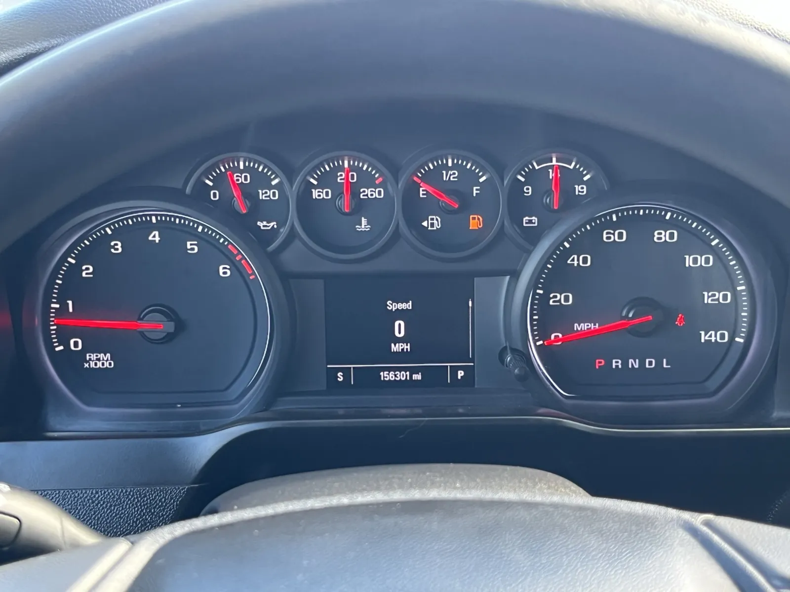 Chevrolet Silverado photo 17