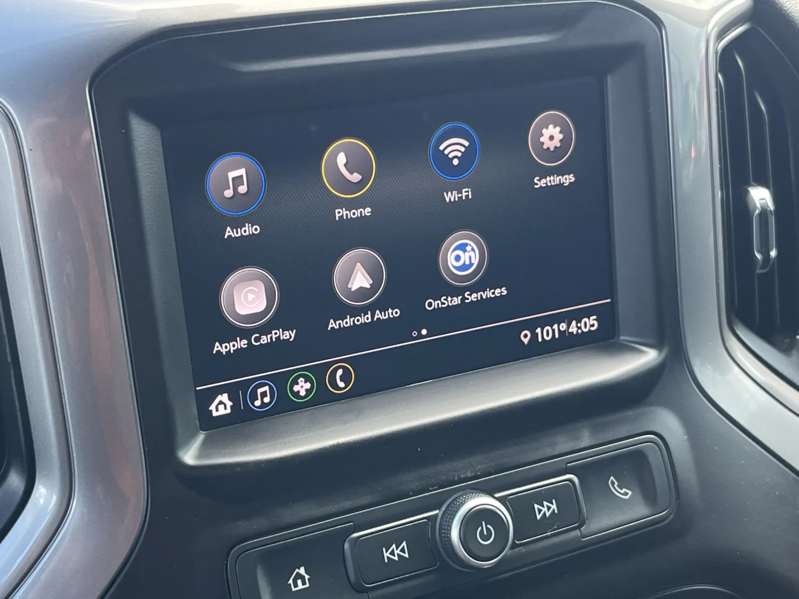 Chevrolet Silverado photo 7