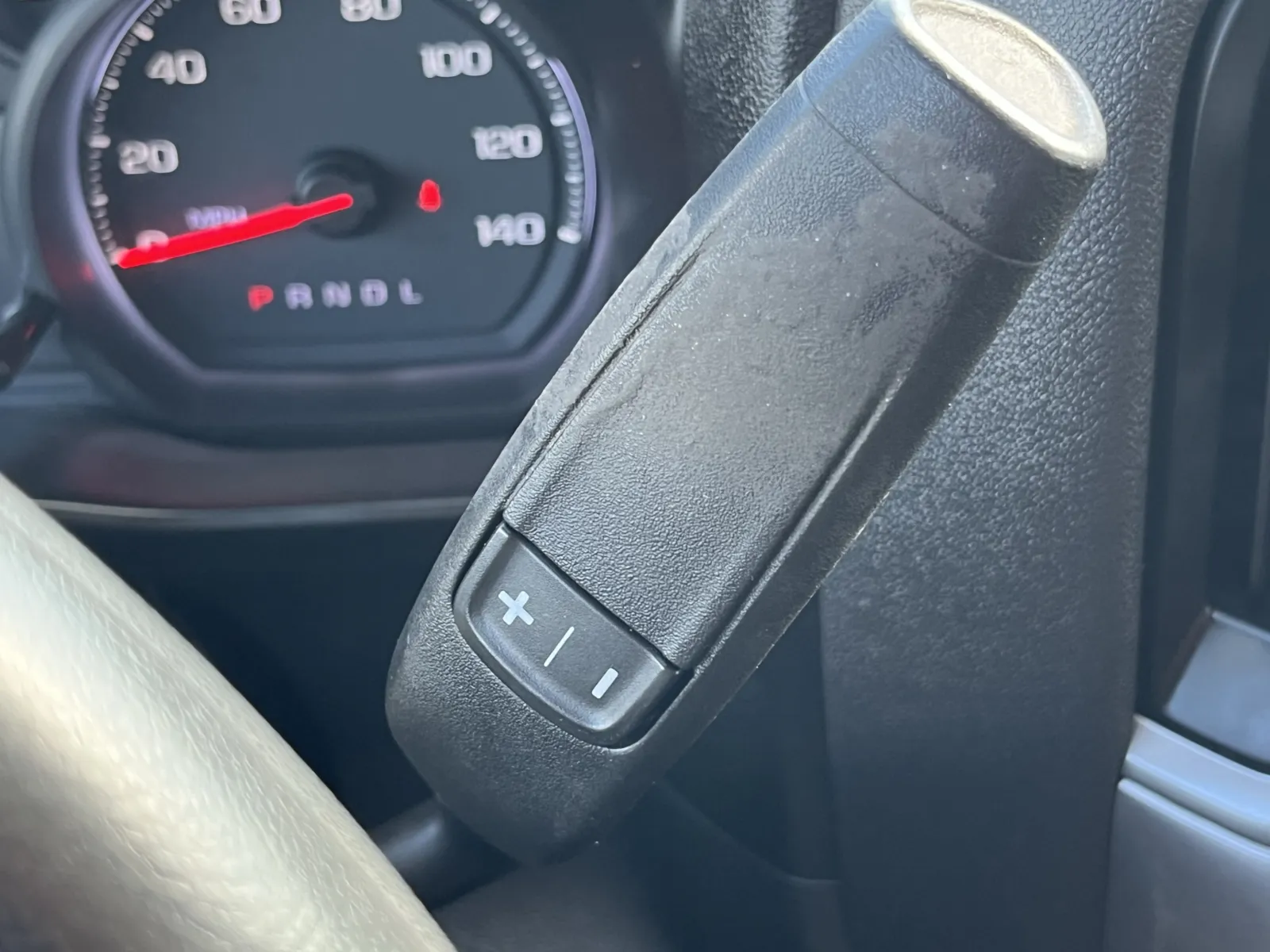 Chevrolet Silverado photo 18