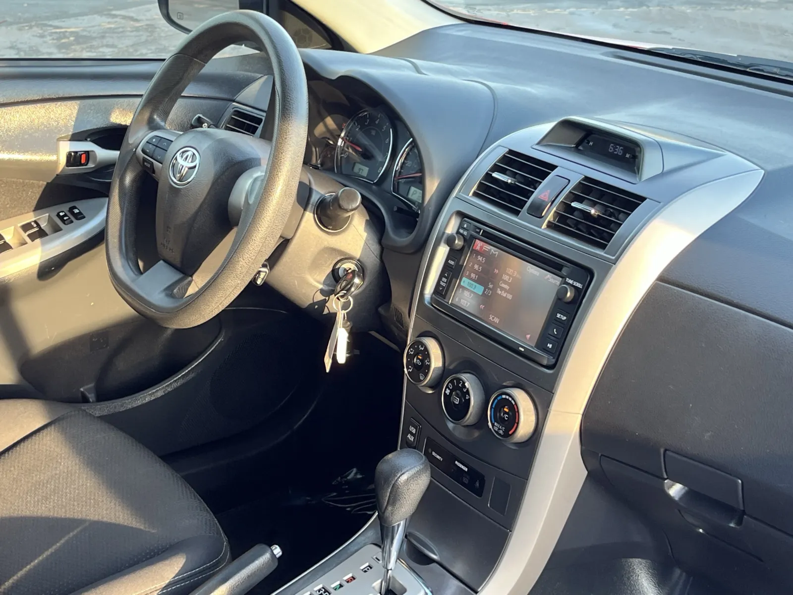 Toyota Corolla photo 11