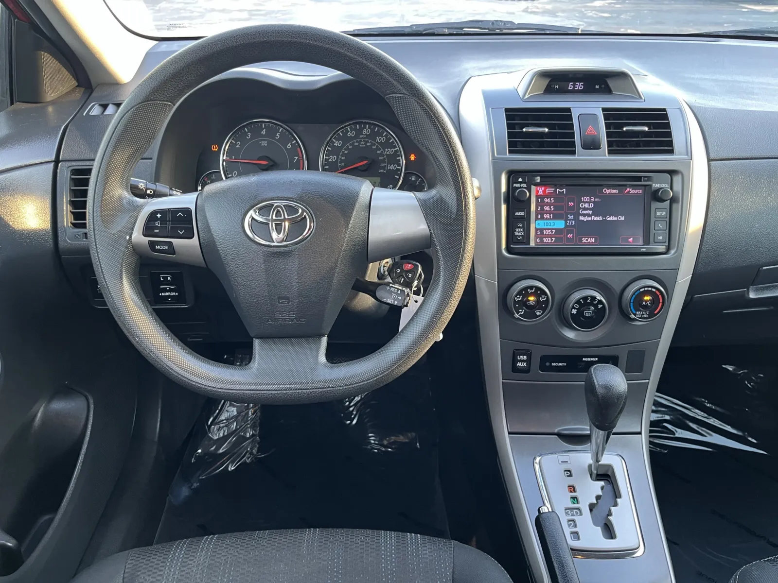 Toyota Corolla photo 12