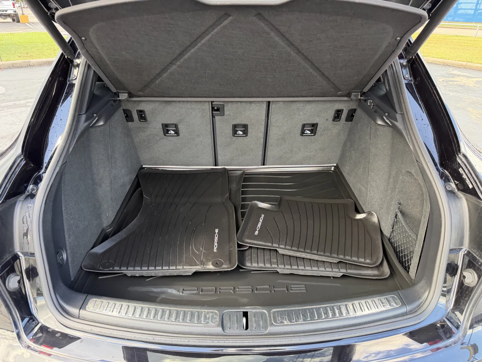 Porsche Macan photo 34