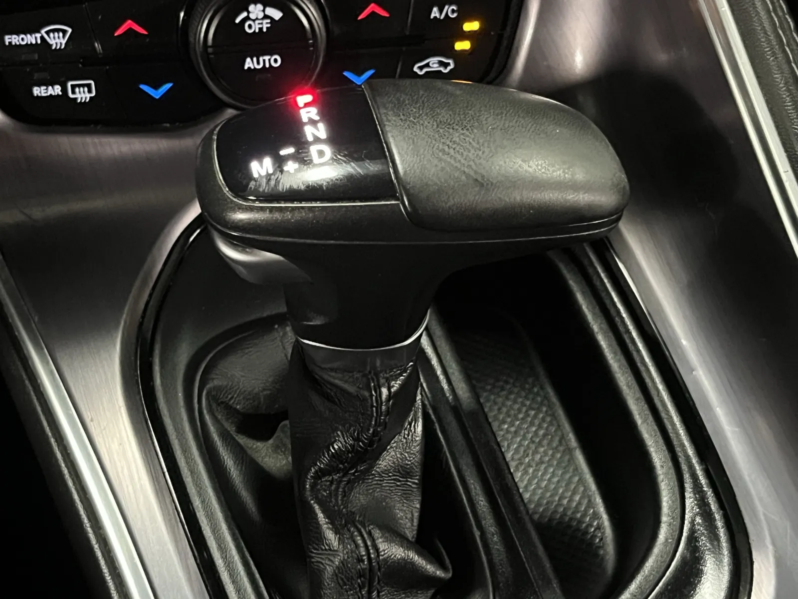 Dodge Challenger photo 20