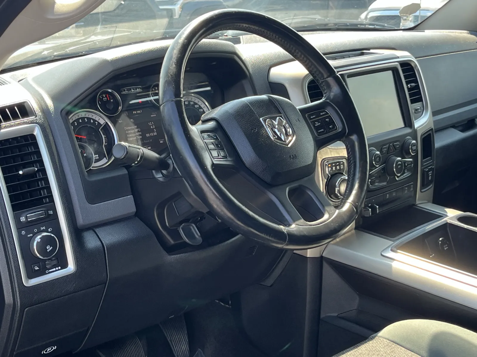 Ram 1500 photo 12