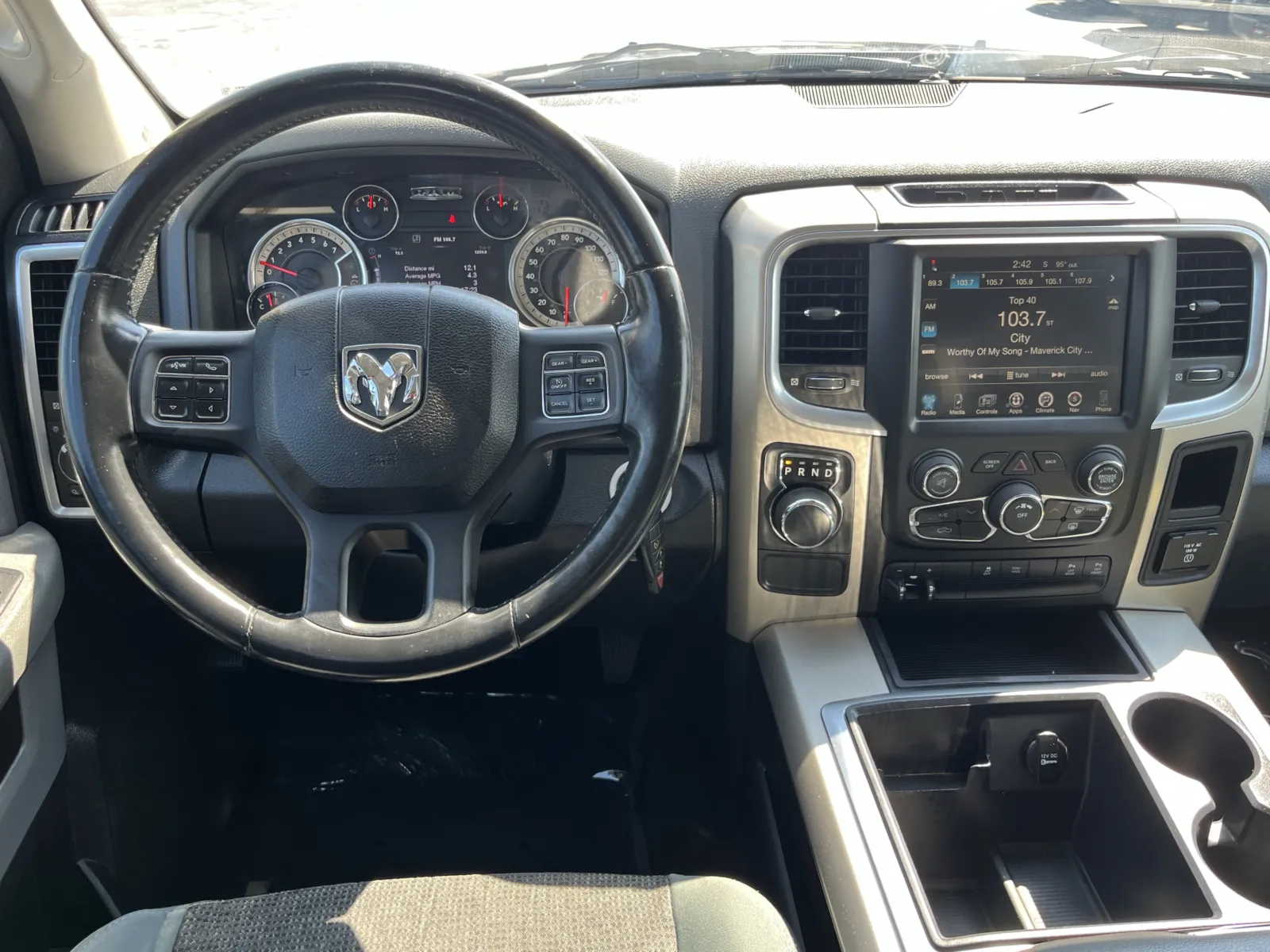 Ram 1500 photo 14