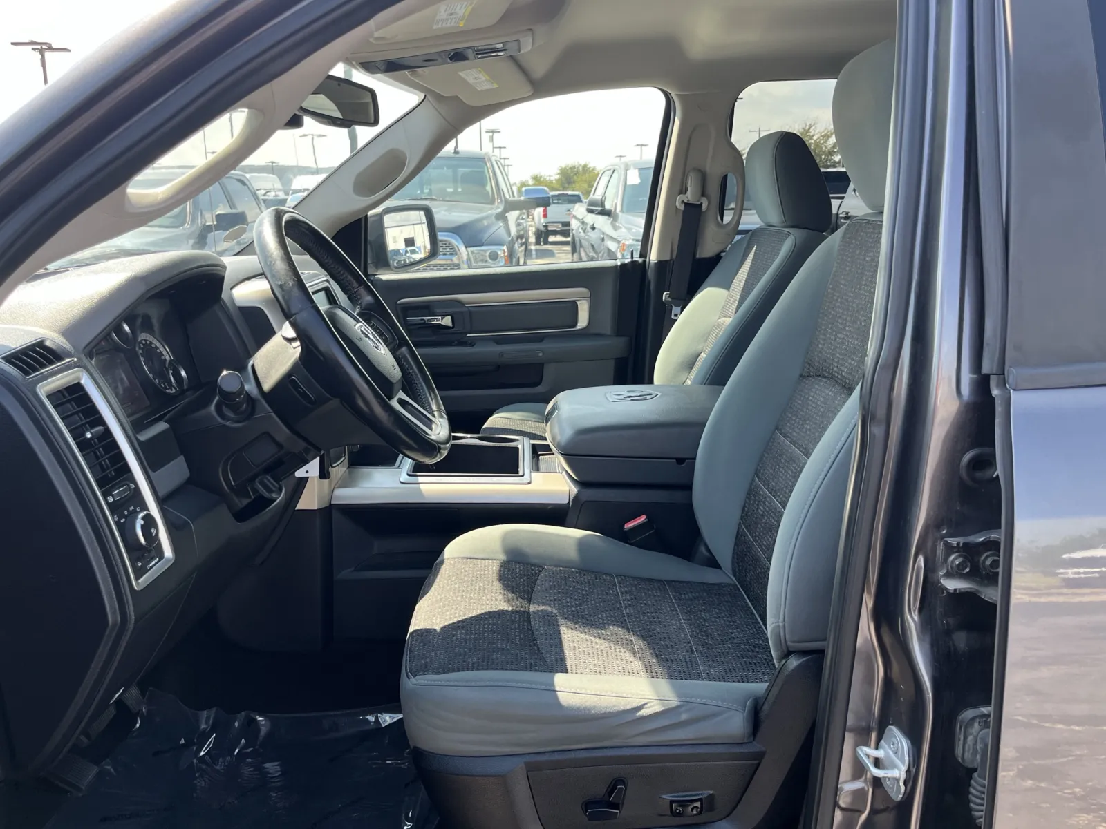 Ram 1500 photo 24