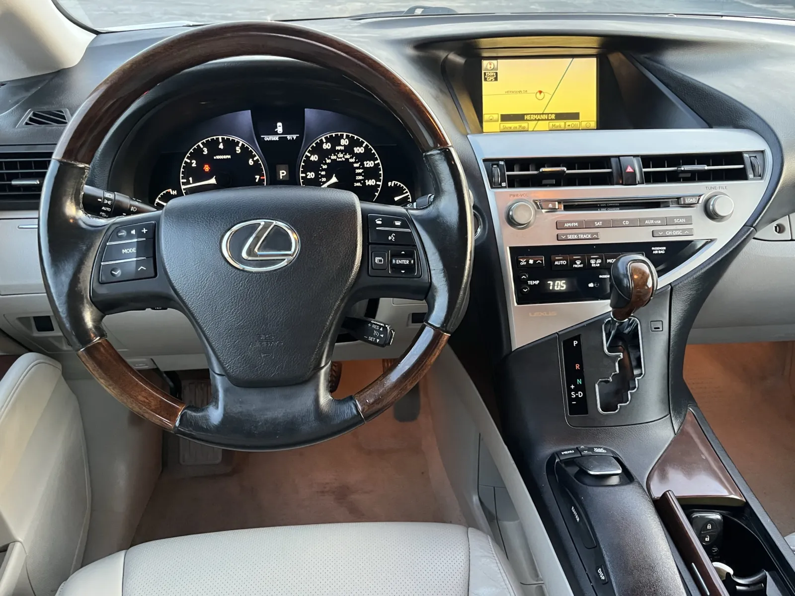 Lexus RX photo 18