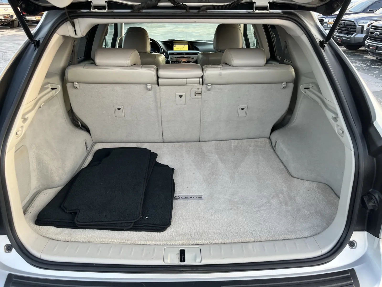 Lexus RX photo 14