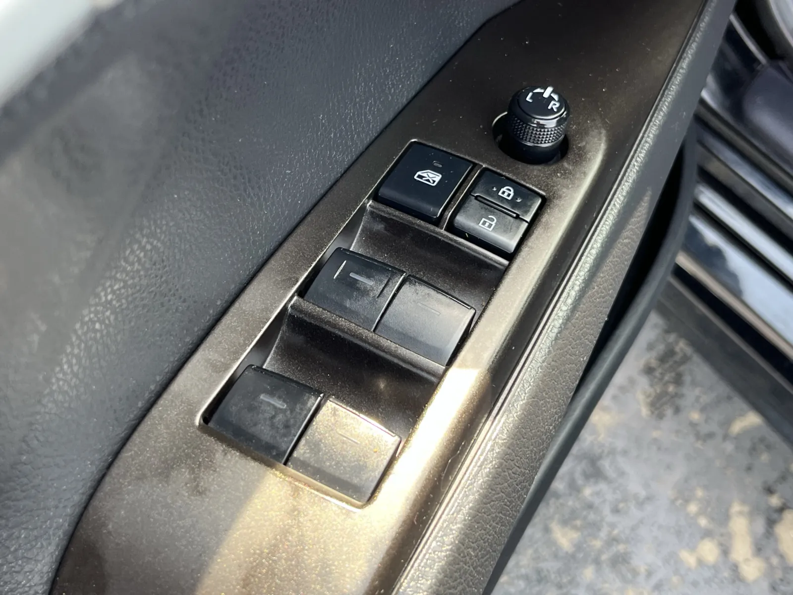 Toyota Camry photo 22
