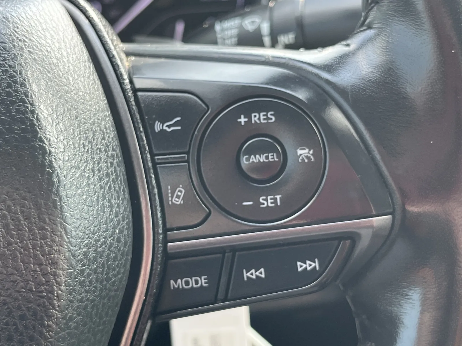 Toyota Camry photo 17