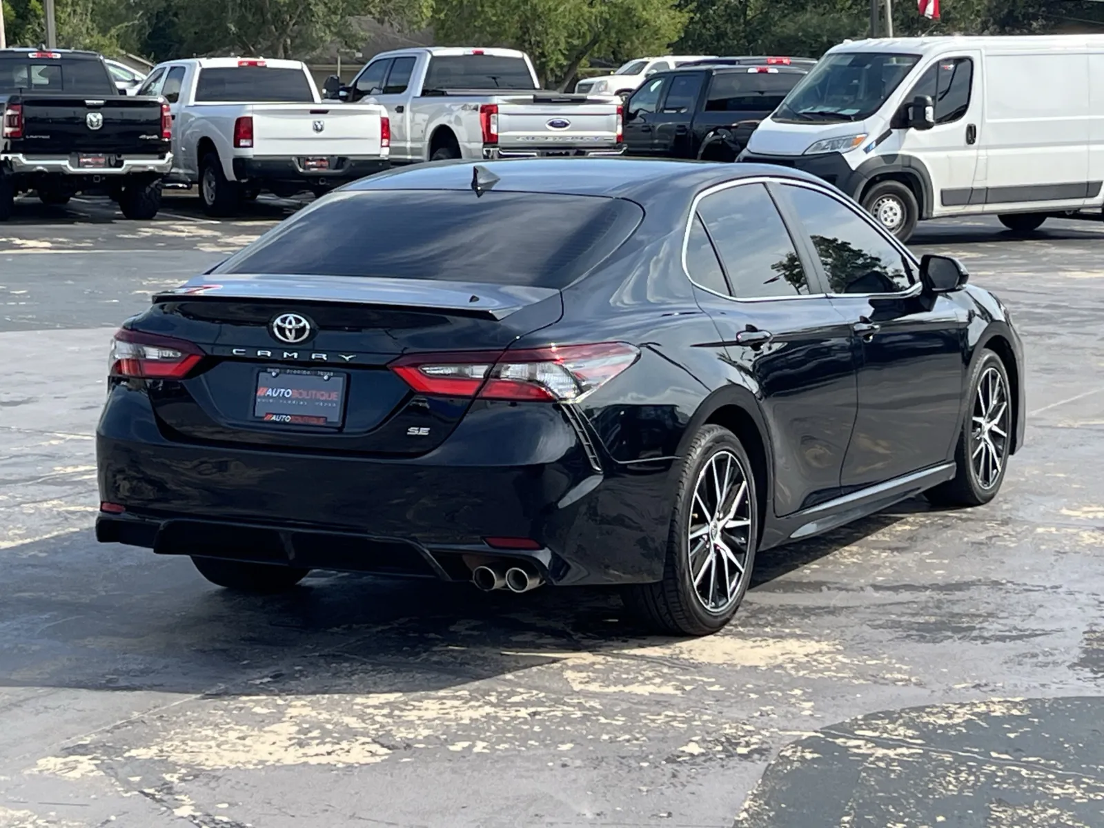 Toyota Camry photo 8