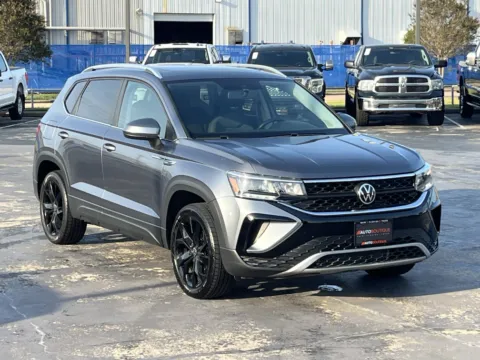 Another view of 2022 Volkswagen Taos SE for sale in Alvin, TX at Auto Boutique Texas