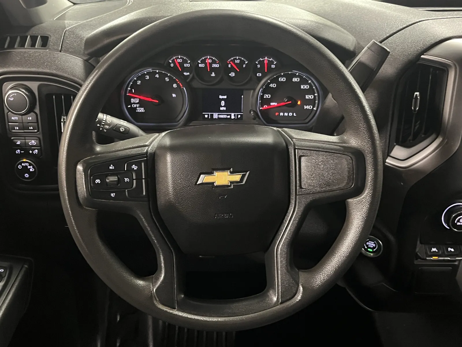 Chevrolet Silverado photo 15