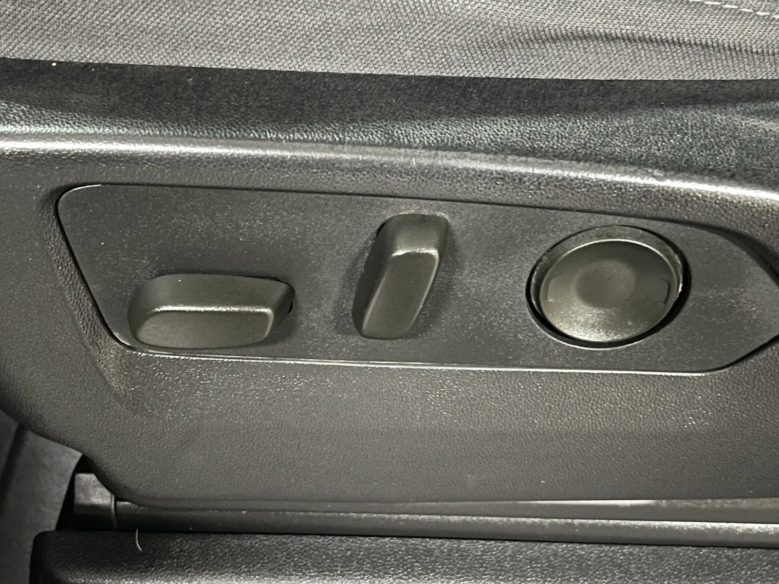 Chevrolet Silverado photo 22