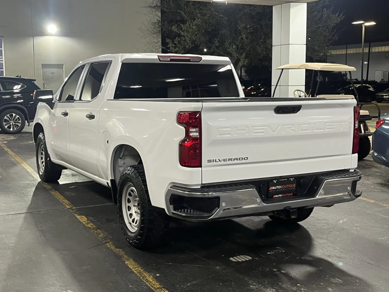 Chevrolet Silverado photo 8