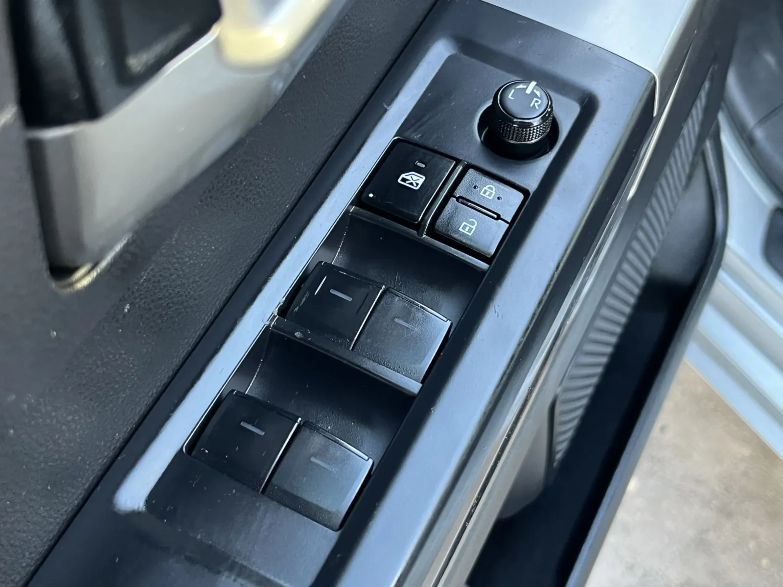 Toyota Tundra photo 22